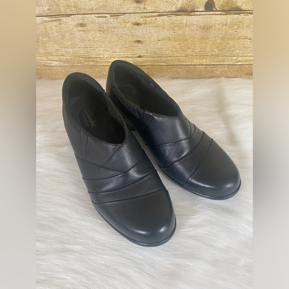 Clarks Rosalyn Adele 8.5 W Shoe Black Leather Slip On Loafer - Picture 2 of 12